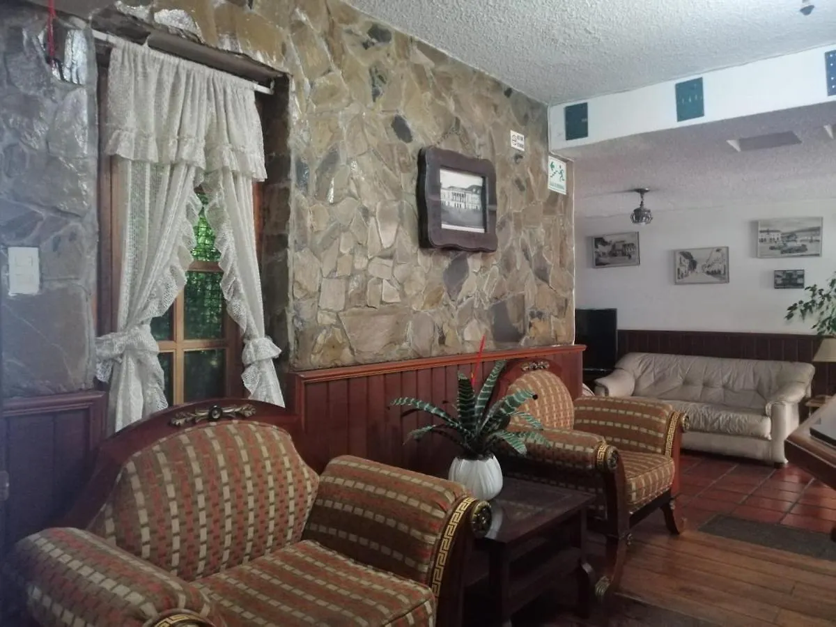 Hatun Runa Hostal Quito Ecuador